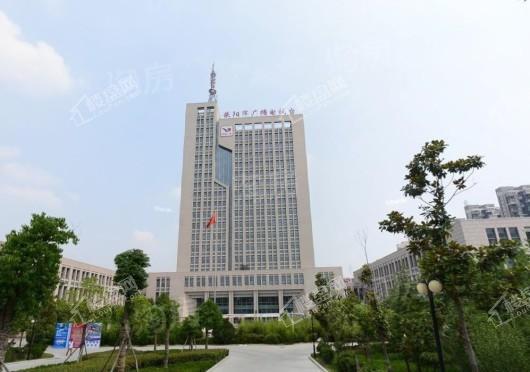 郑州荥阳吾悦广场配套图