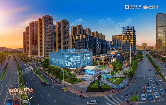 绿地中央广场实景图
