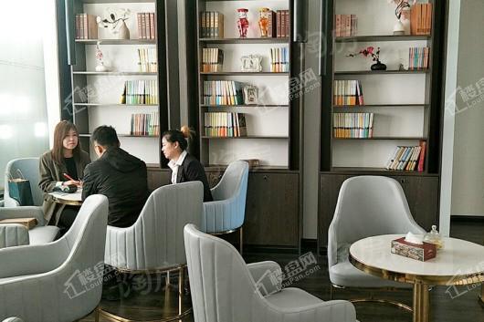 中格·云景小镇实景图