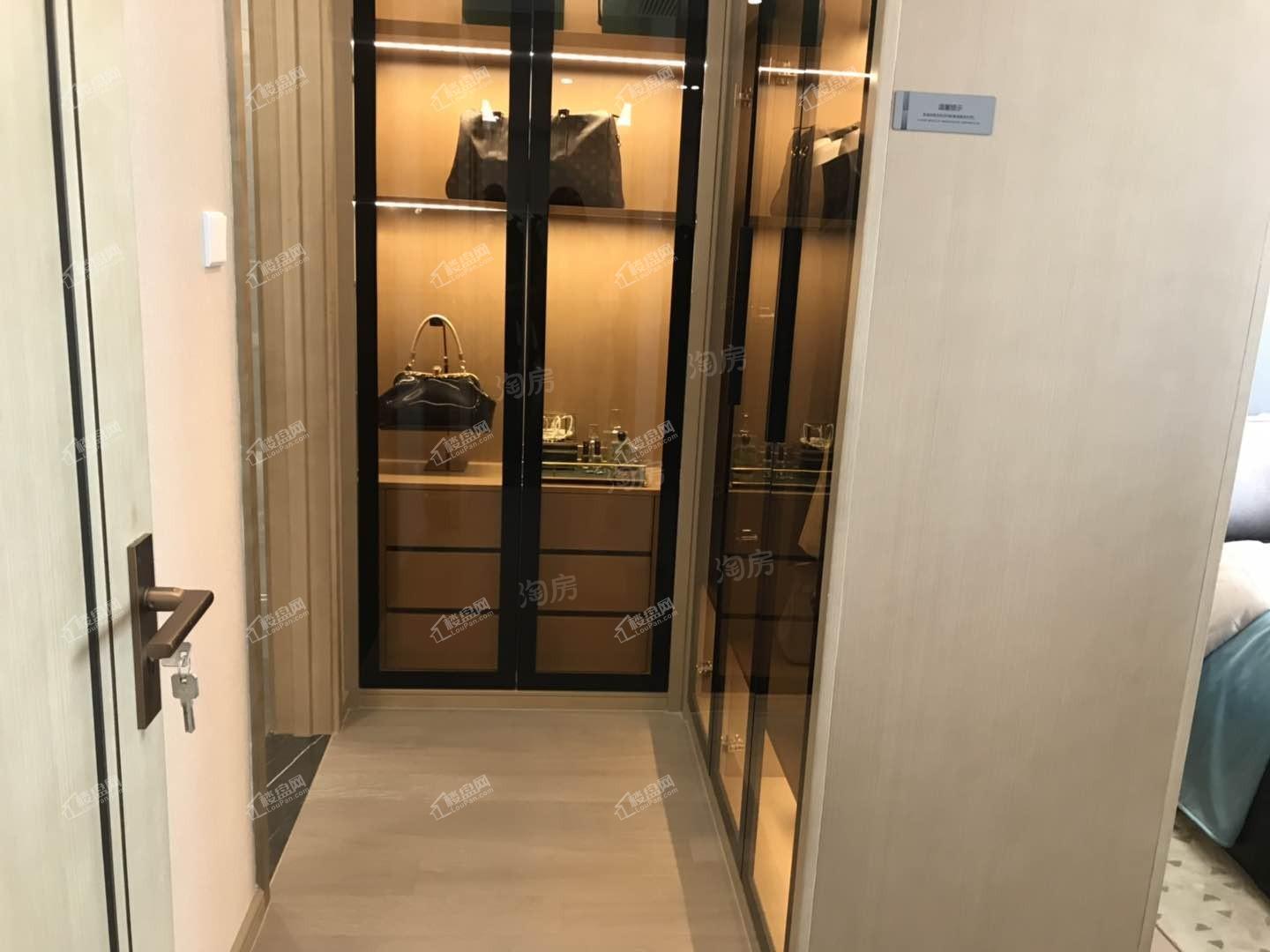 金科博翠碧蓝湾样板间