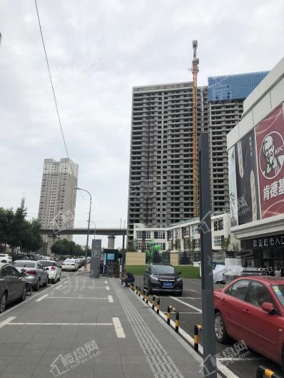万科翡翠滨江实景图
