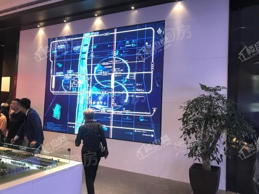 融创中心实景图