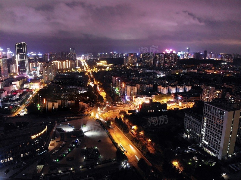 中铁阅山湖 云著实景图