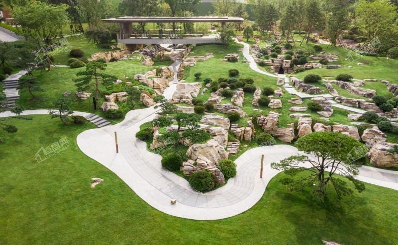 中铁阅山湖 云著实景图