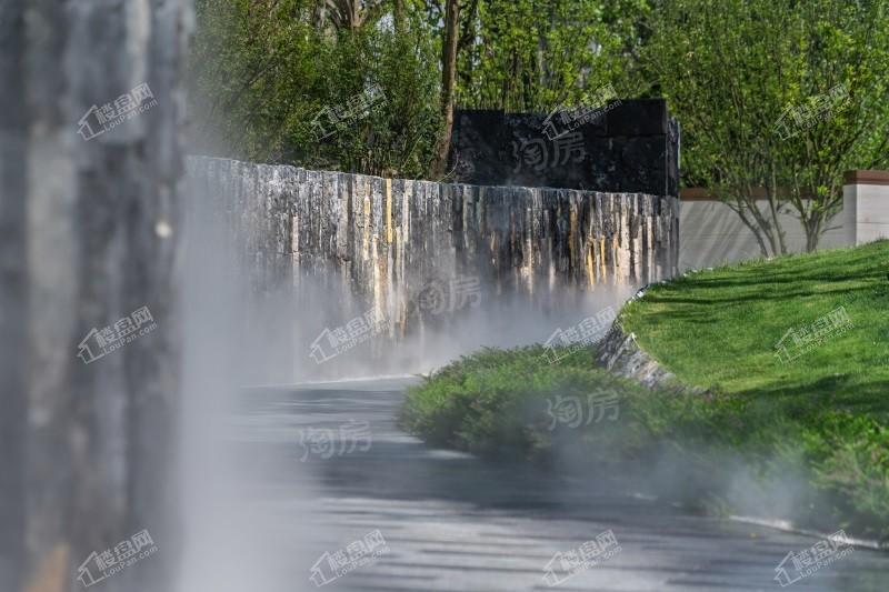 中铁阅山湖 云著实景图