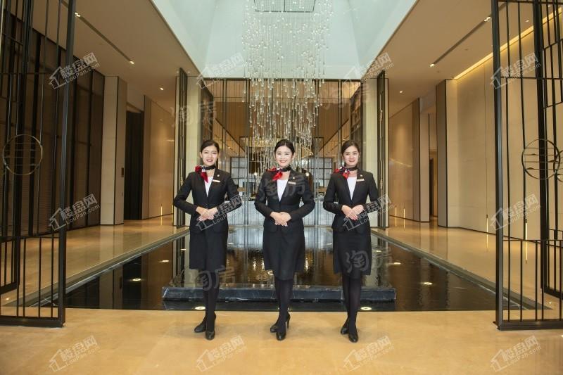 中铁阅山湖 云著实景图