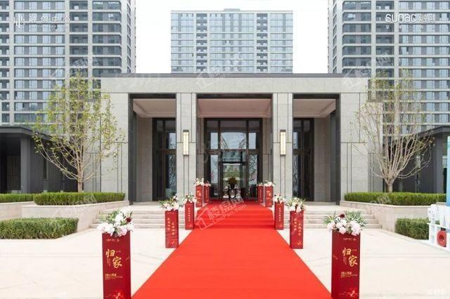 融创中心实景图