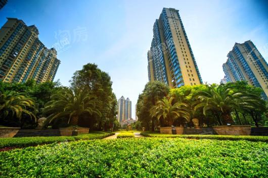恒大悦湖商业广场实景图