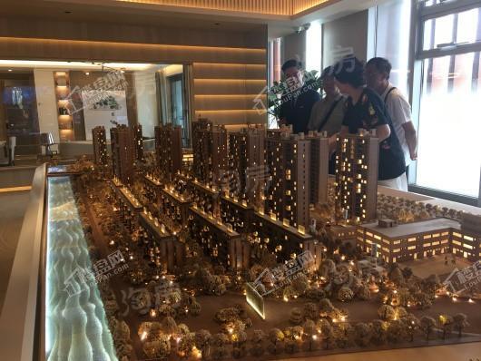 四季都会实景图