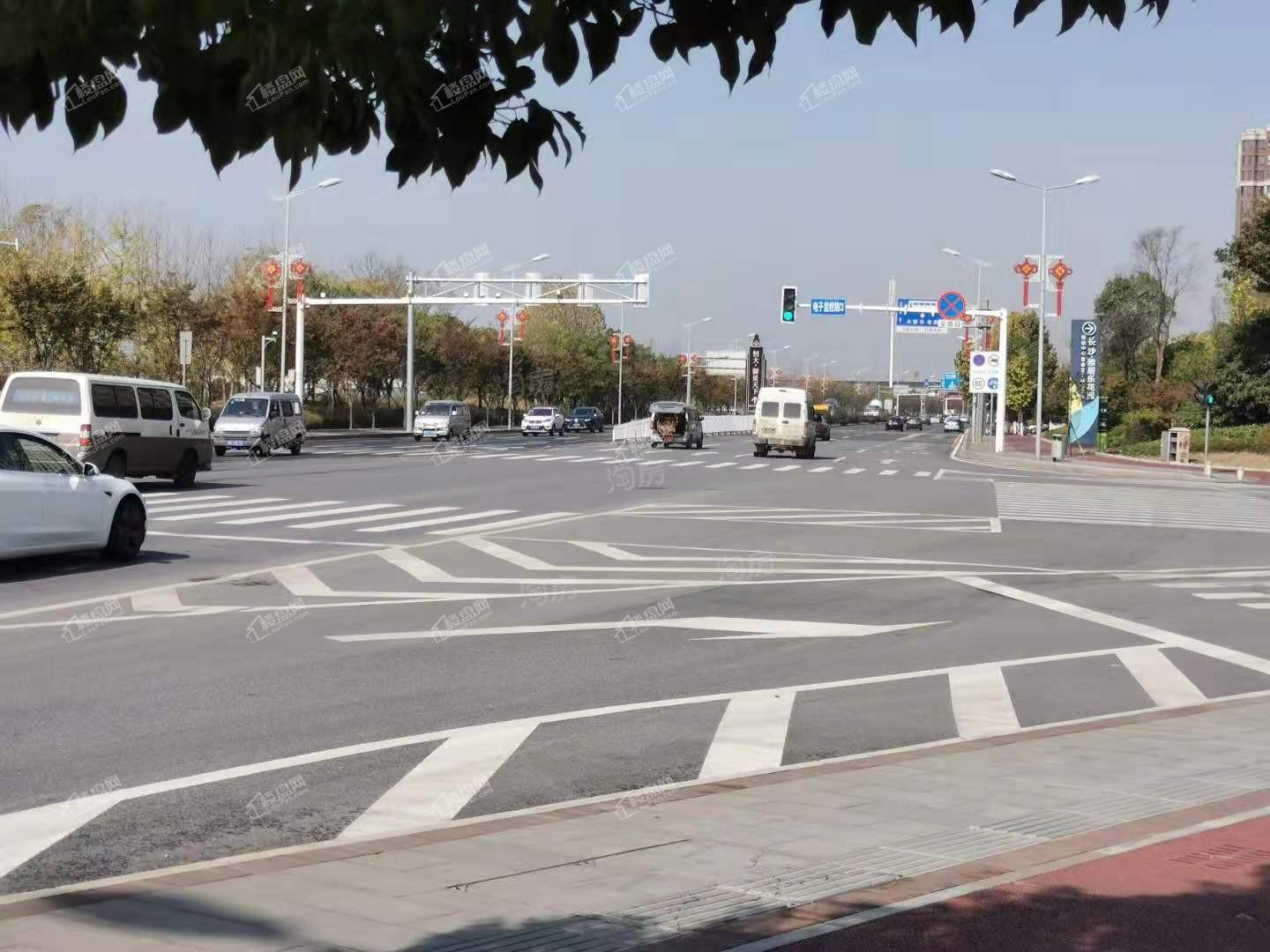 万境潇湘配套图