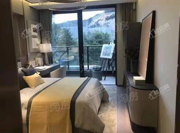 金地香山湖样板间