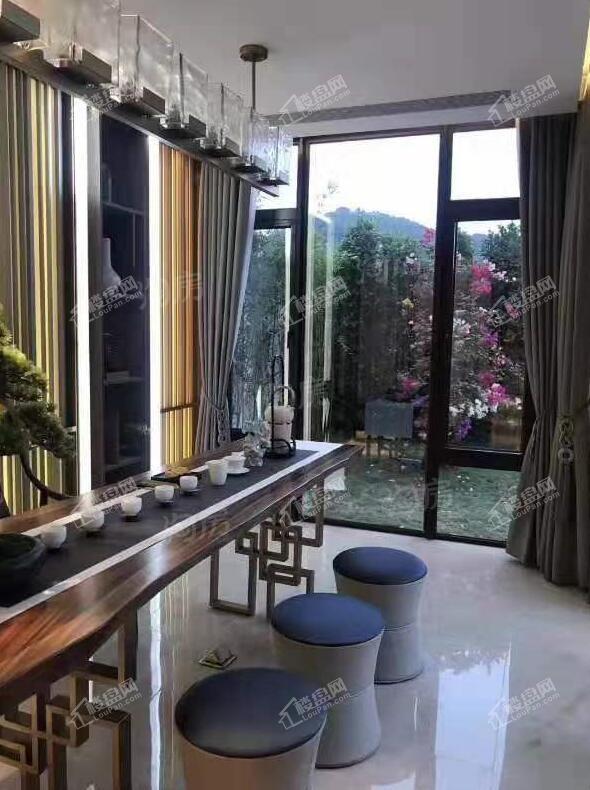 金地香山湖样板间