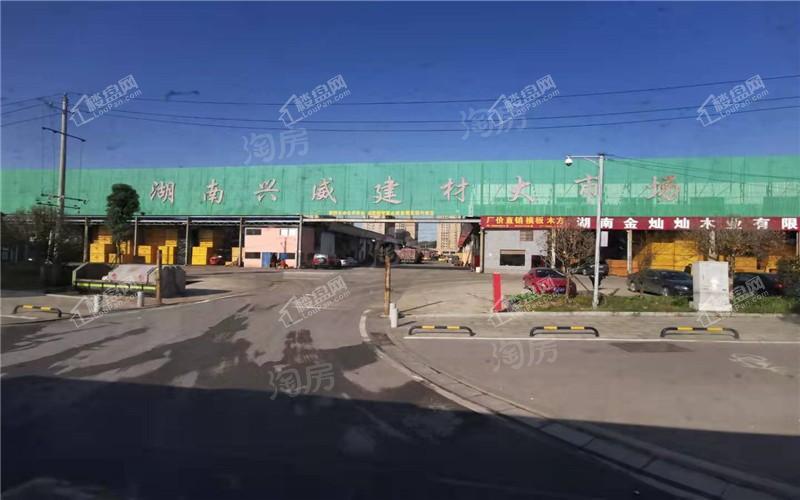 和泓融成府配套图