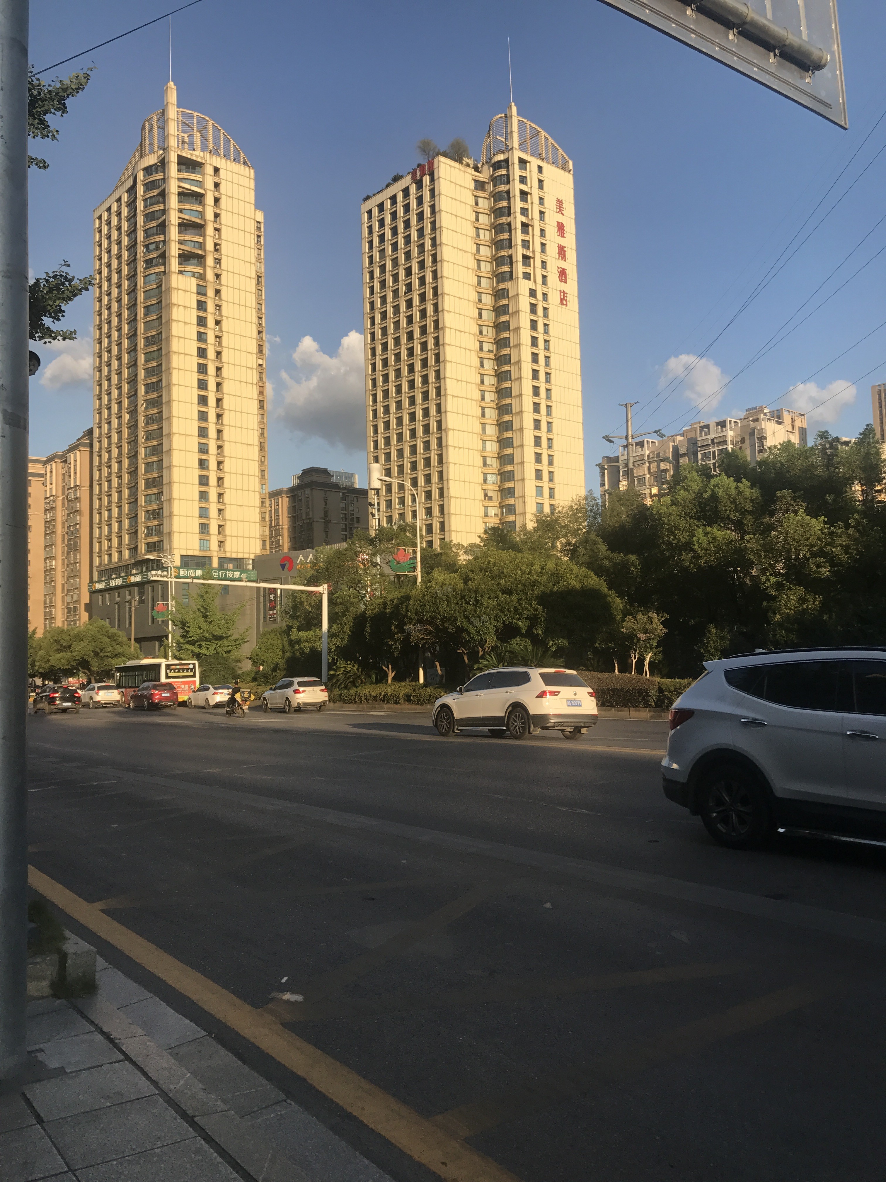 周边配套图