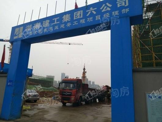 中南汽配城实景图