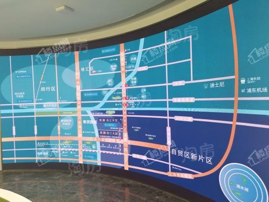 龙湖春江天越实景图