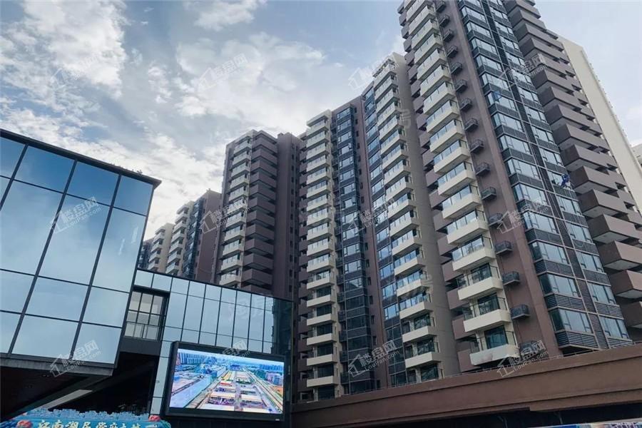 荣和公园里实景图