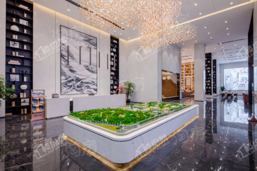 龙湖天鉅实景图