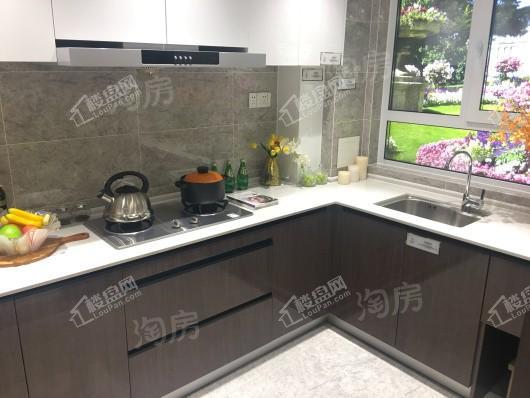 万科翡翠四季样板间