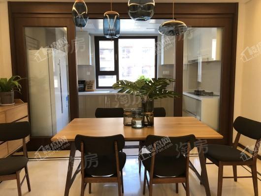 中房上东花墅7.3期洋房样板间