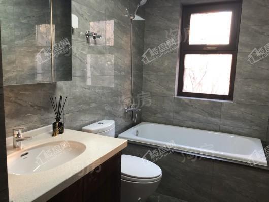 中房上东花墅7.3期洋房样板间