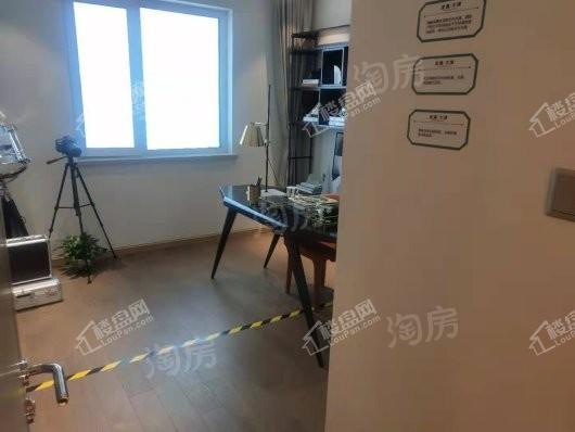 龙湖天璞样板间
