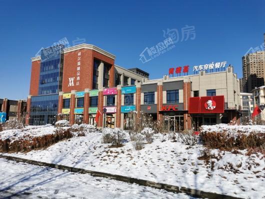 小石城梦想小镇商铺实景图