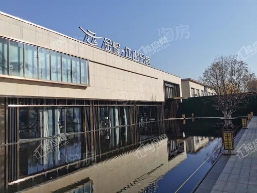 金辉江山云著实景图