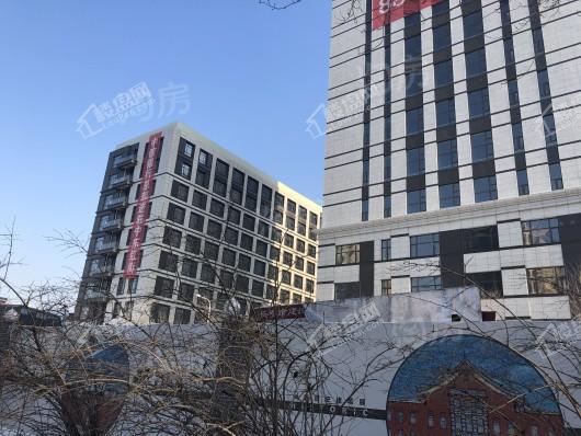 中东红街实景图