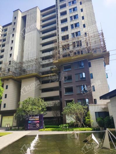 万科阳光城·翡翠之光实景图