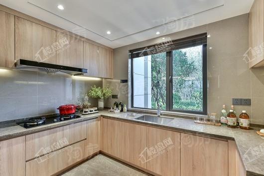 玉融正荣府样板间