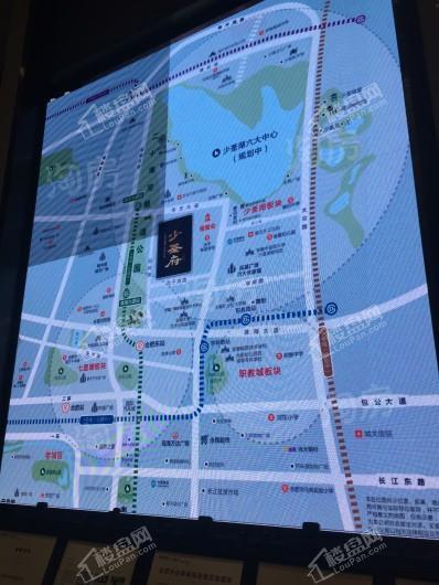 绿都地产少荃府实景图