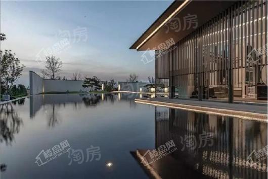 北京岭秀实景图