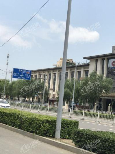 观山源墅配套图