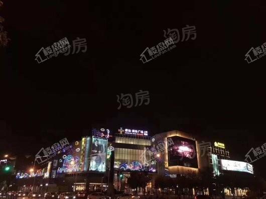 绿地缤纷广场实景图