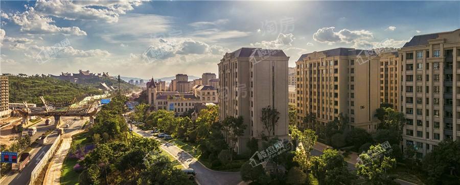 七彩云南·古滇名城实景图