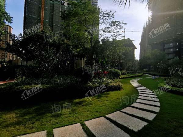 荣和半山华府实景图