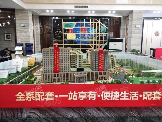 厚德锦街实景图