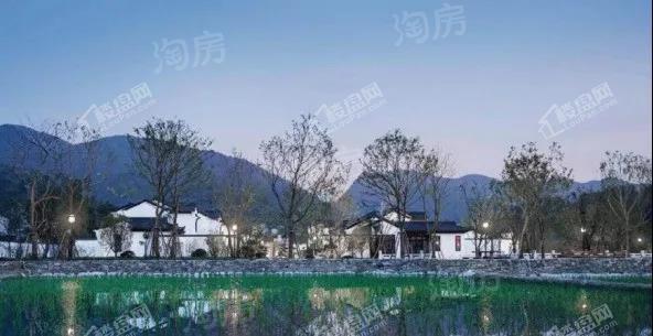蓝城贵阳桃李春风实景图