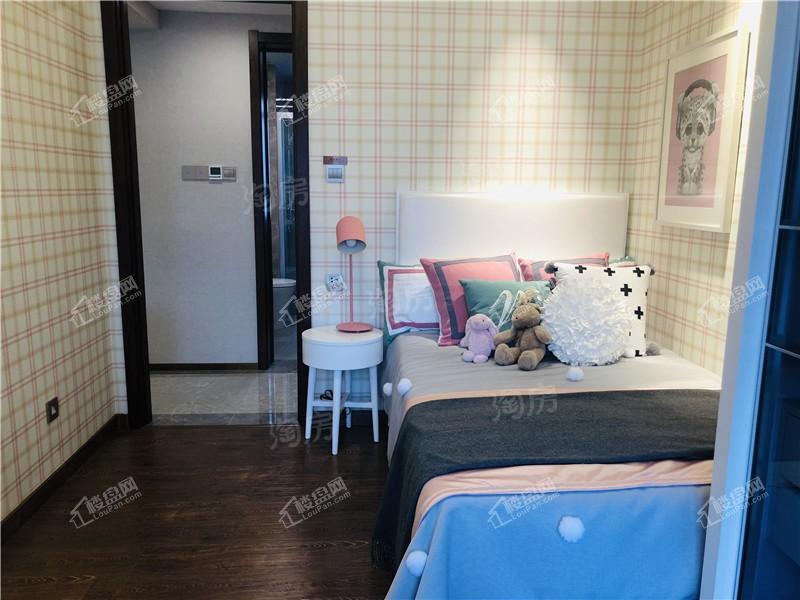 碧桂园玖玺臺样板间