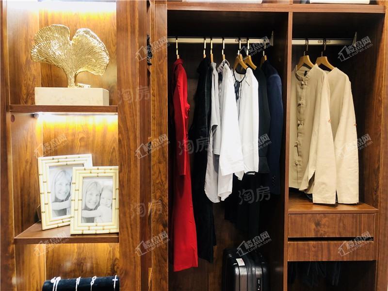 碧桂园玖玺臺样板间