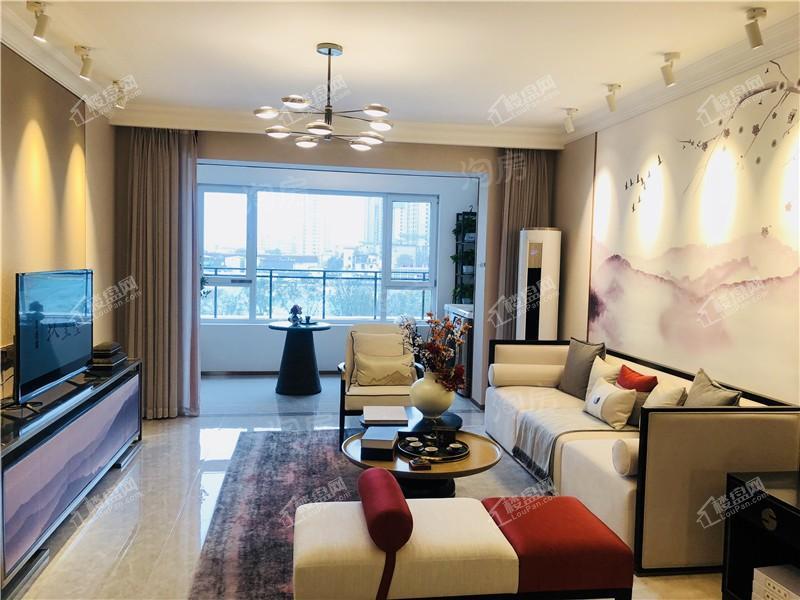 碧桂园玖玺臺样板间