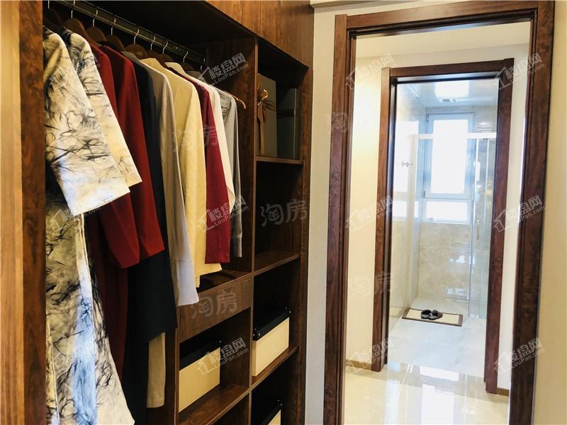 碧桂园玖玺臺样板间