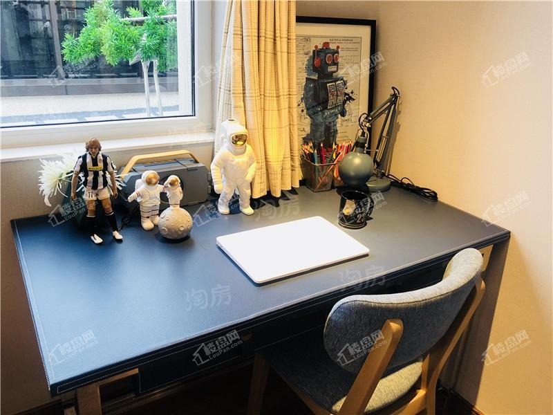 碧桂园玖玺臺样板间