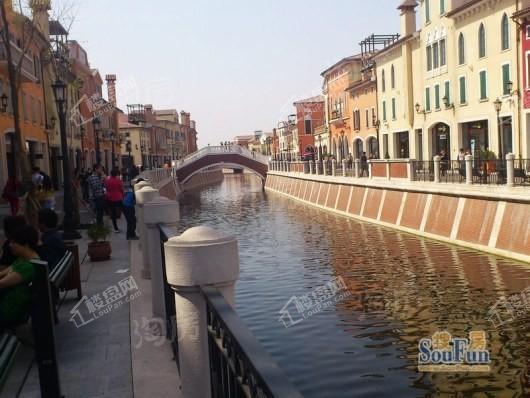 花样年家天下配套图