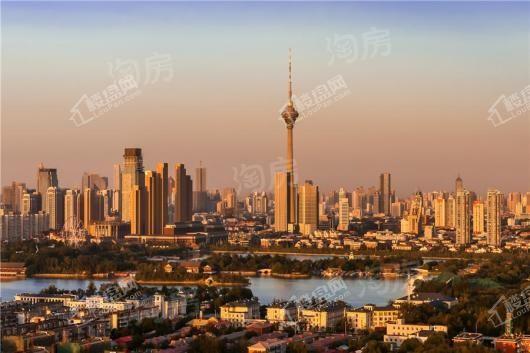 阳光100天塔喜马拉雅实景图