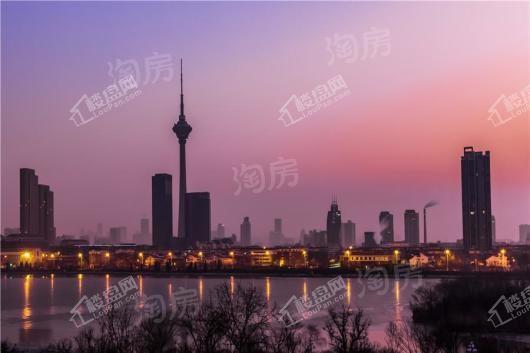 阳光100天塔喜马拉雅实景图