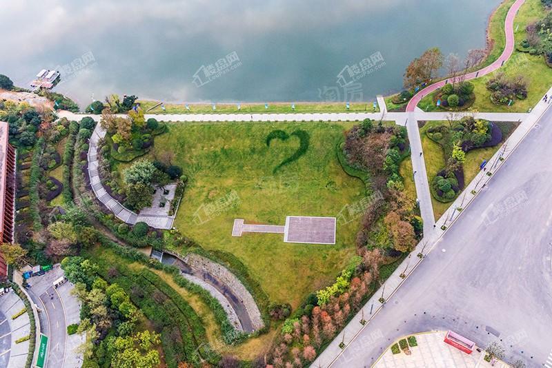 中铁阅山湖实景图