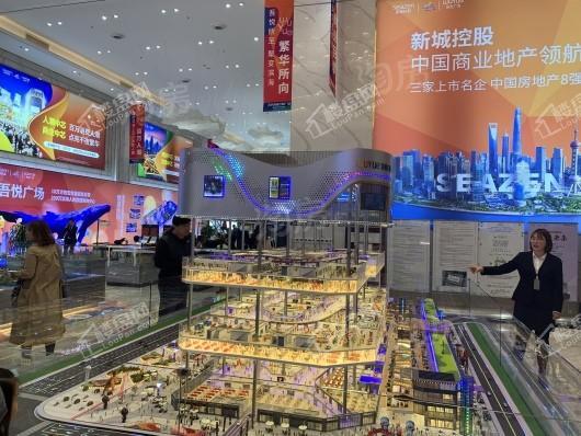 天津滨海吾悦广场实景图