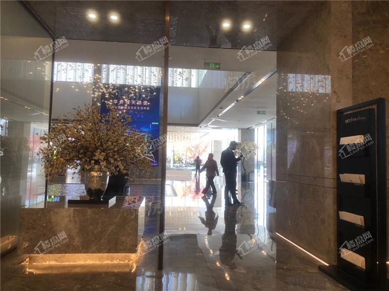 华侨城天鹅堡实景图